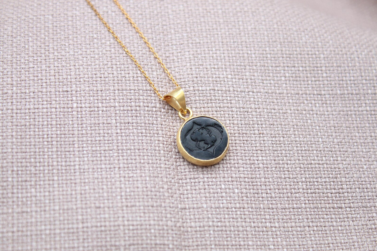 Pisces Intaglio Necklace Gold Plated Sterling Silver Zodiac Pendant,chain length 45 cm
