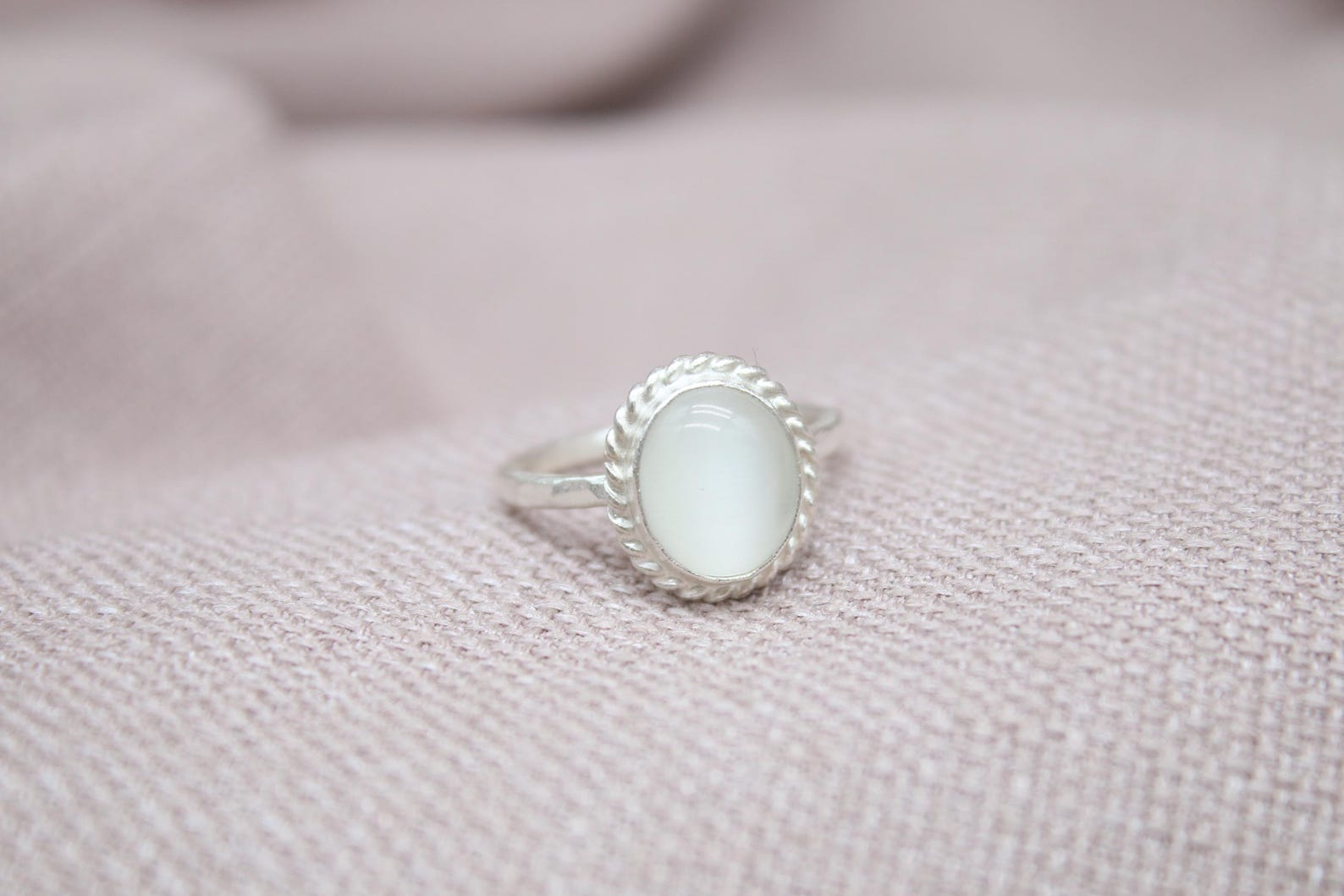 Handmade Cats Eye Silver Ring 925 Sterling Silver Oval Gemstone Statement Ring